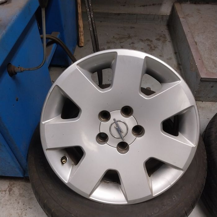 Oryginalne Felgi Aluminiowe Opel R16 5x110 7J ET 39