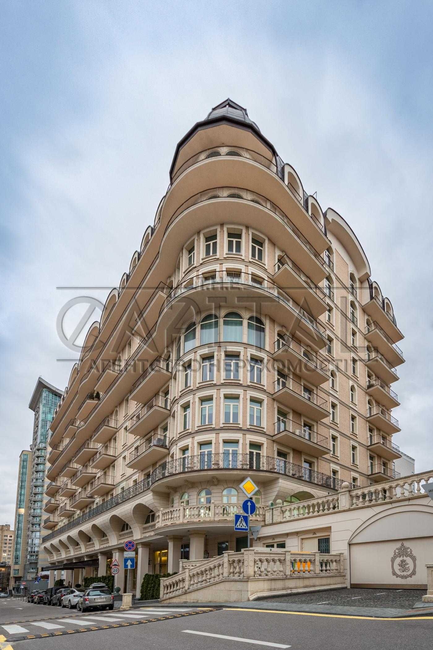 ОРЕНДА / 3-кімнатна / квартири 200 м2 / Renaissance Residence