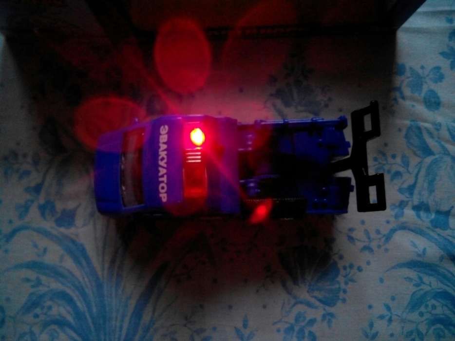 Коллекционные модели масштабных автомобилей Мерседес 1/43