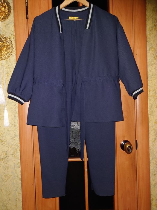 ISSA Plus костюм прогулочный