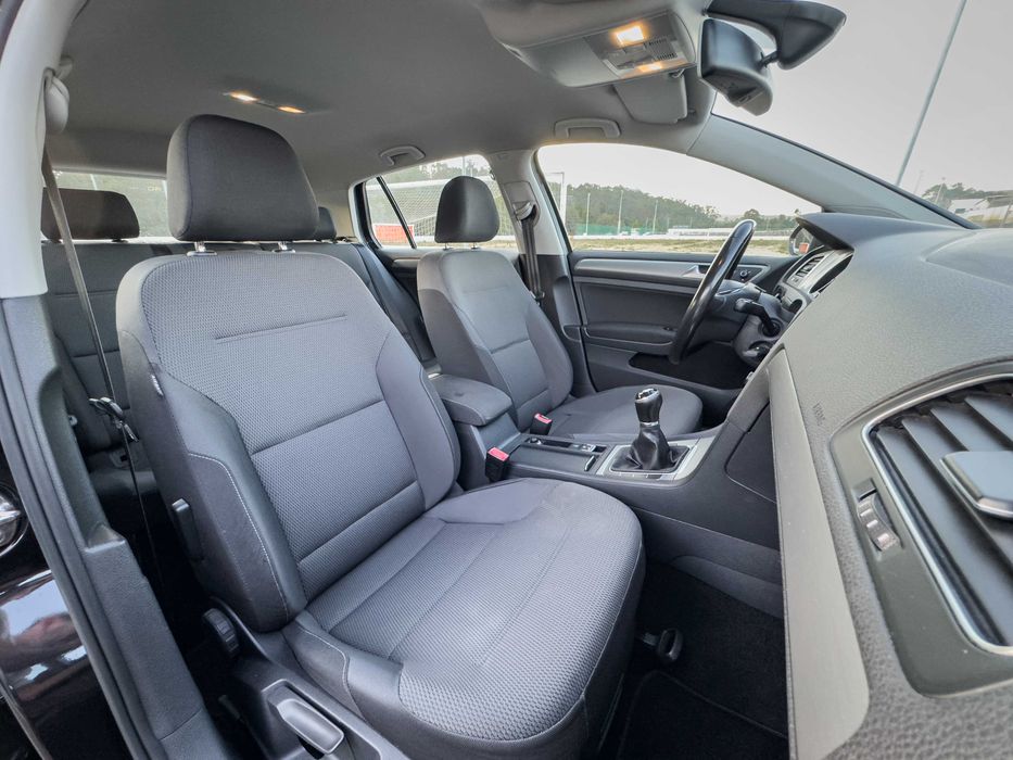 VW Golf 7 1.6Tdi Confortline - 2014