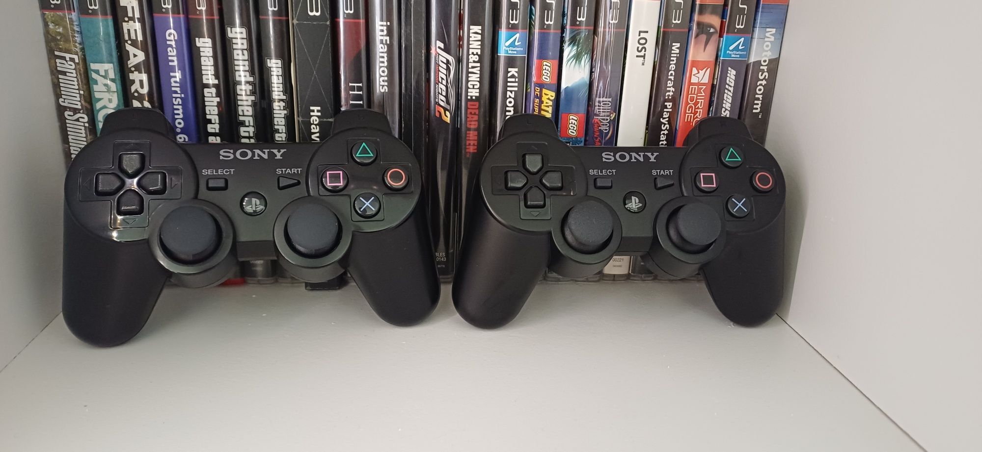 Dwa w cenie jednego  orginalne pady ps3