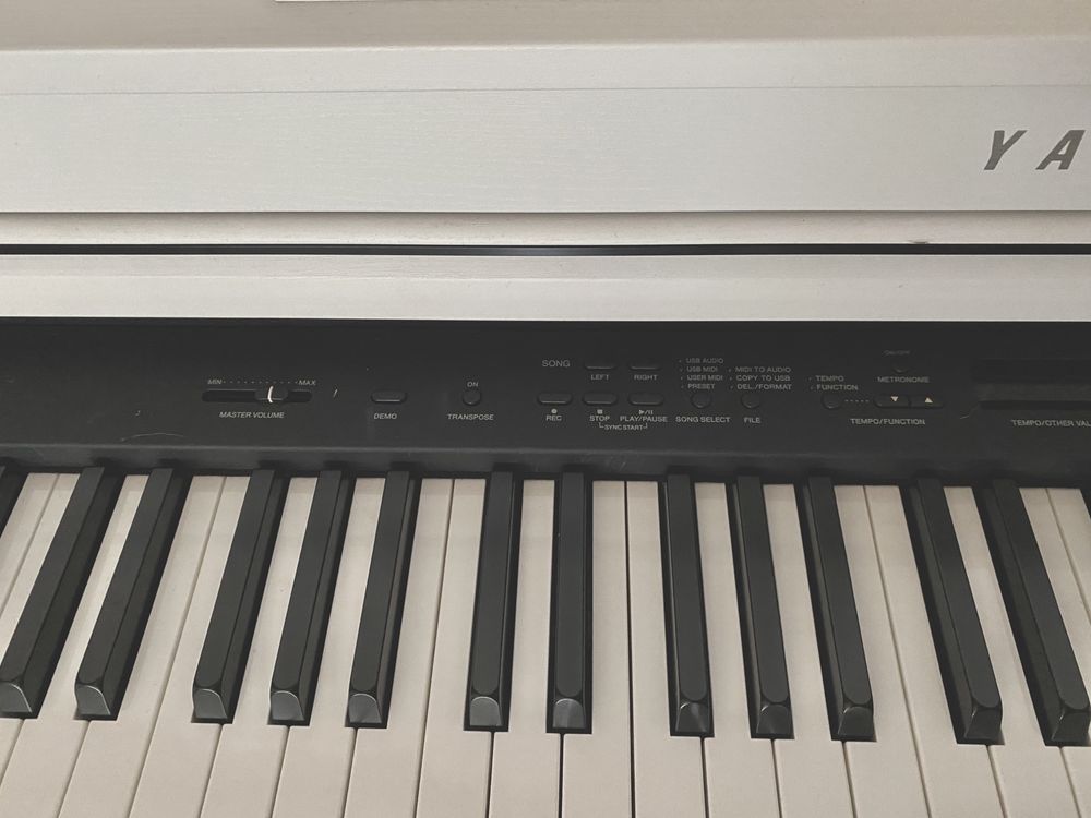 YAMAHA CLAVINOVA CLP-430 cyfrowe pianino Stan IDEALNY