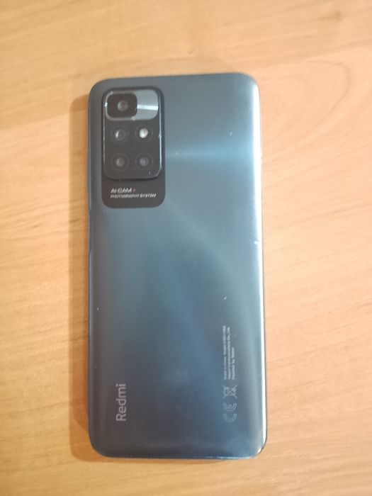 Продам Xiaomi Redmi 10 4/64