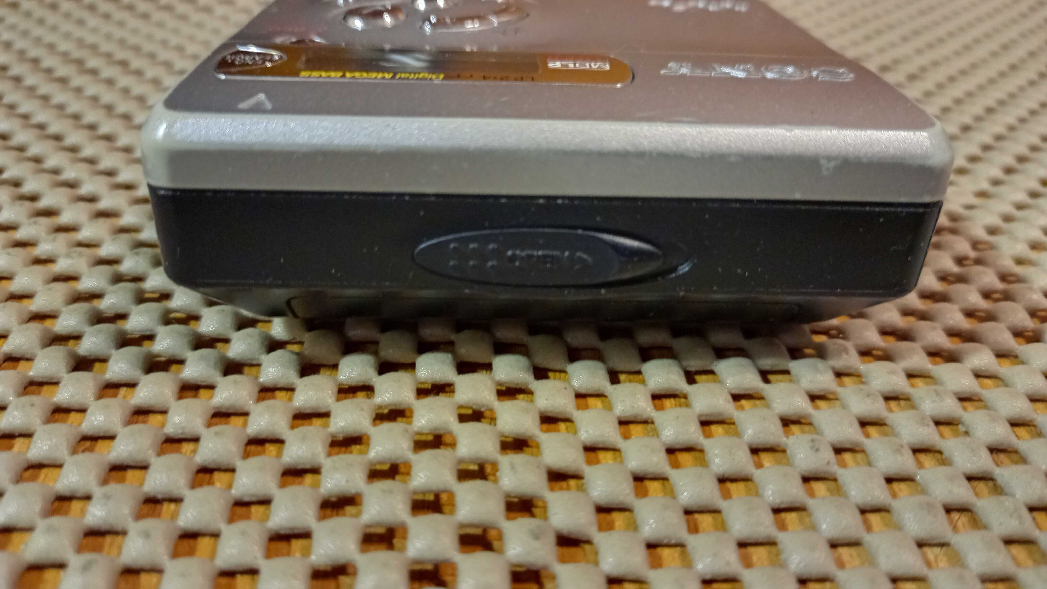 Минидисковый плеер SONY MZ-R501