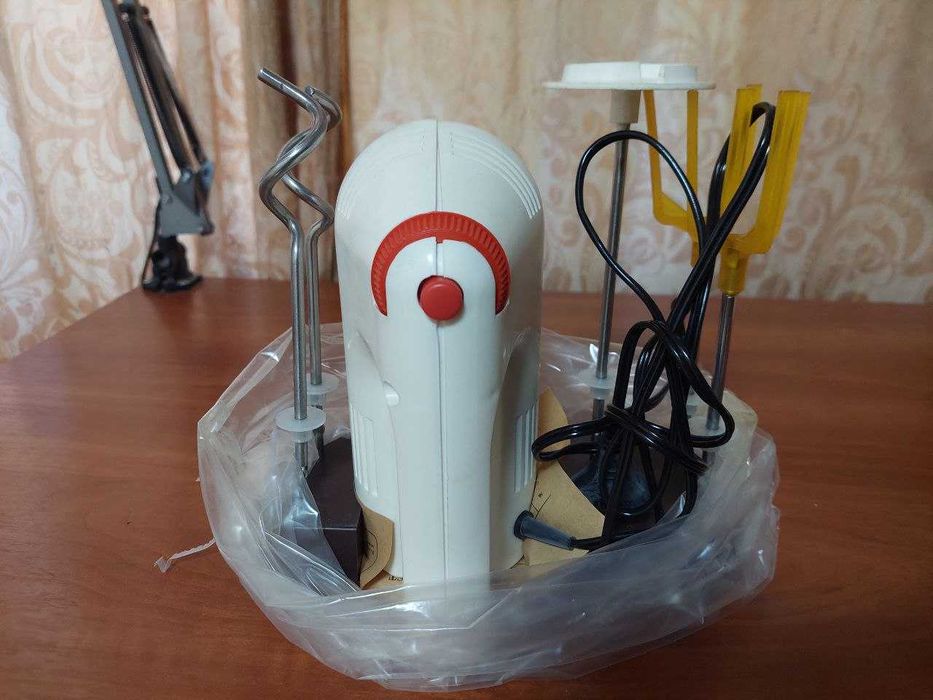 Миксер Электромиксер Электровзбивалка ВР-201