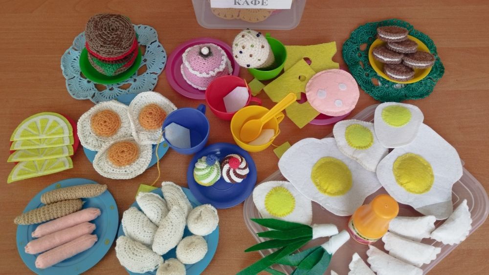 Іграшки для дівчаток,в'язана їжа продукти