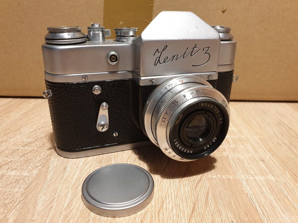 Sprzedam aparat fotograficzny analogowy PRL Zenit 3