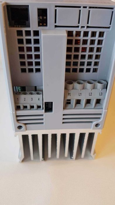 Falownik przemiennik czestotliwości sk-500E-151-340-A Nord 1,5 kW