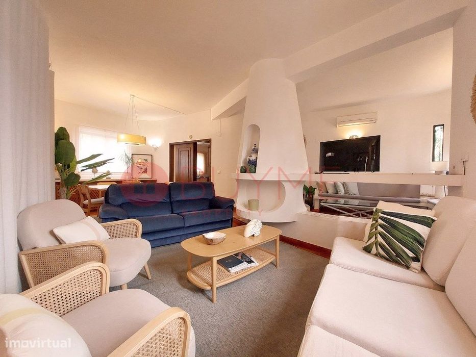 Moradia T4 com Piscina em Frente ao Campo de Golfe - Vilamoura