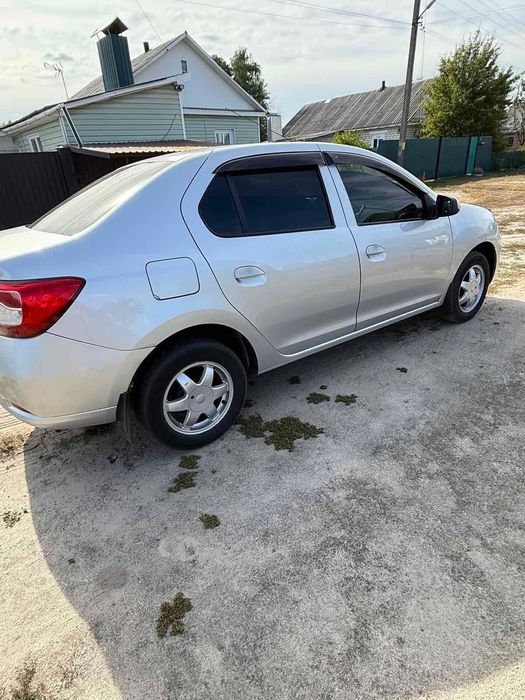 Продам машину Renault Logan 2