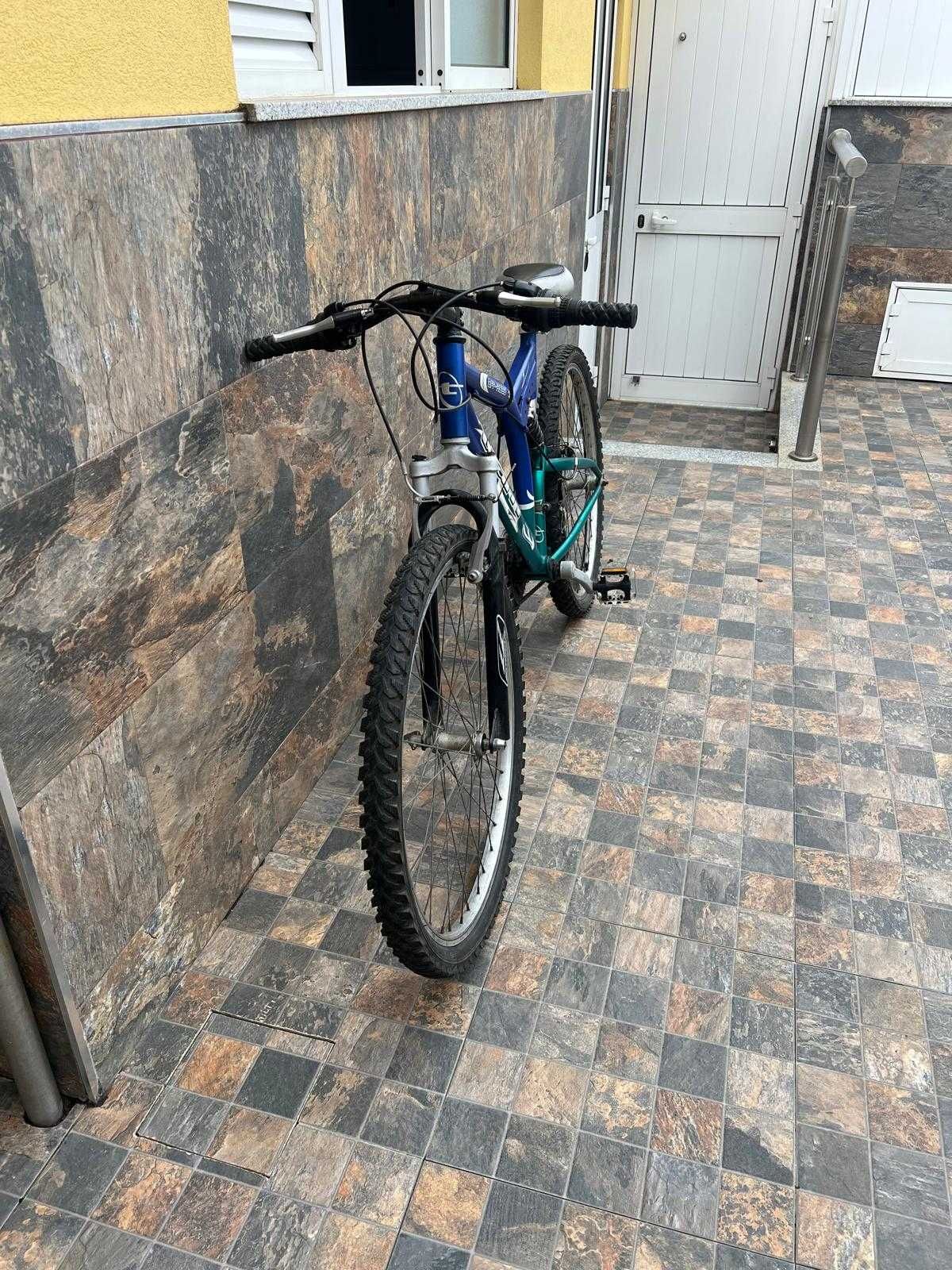 Bicicleta BTT 26” – Suspensão Dupla – 6 Velocidades
