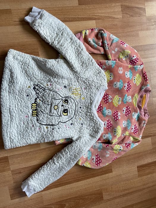 Віддам безкоштовно даром кофтинки светри на дівчинку 110-116