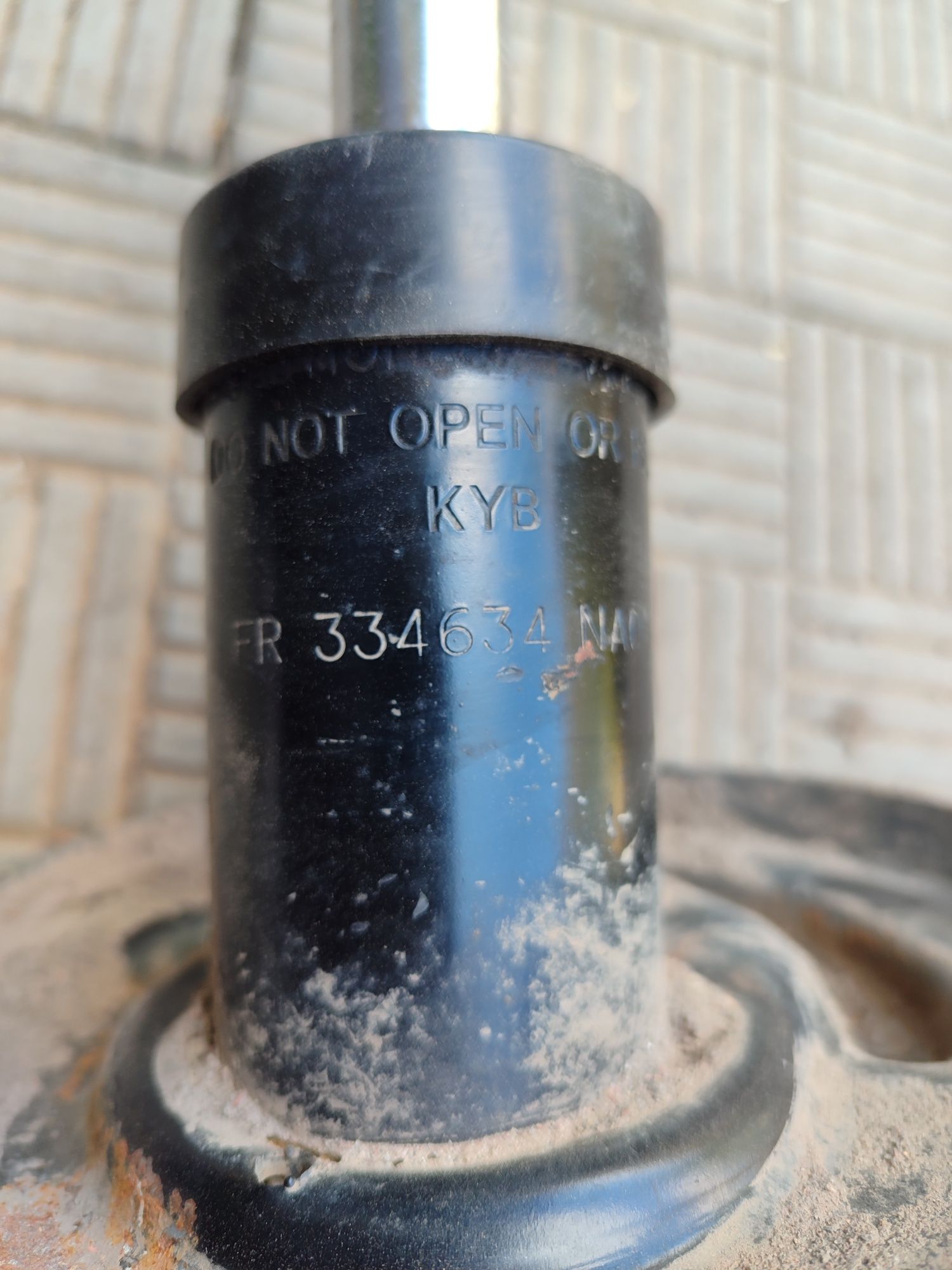 fr334634 амортизатор правий opel vectra c рестайл