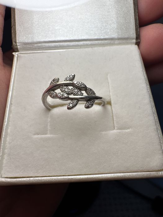 Sprzedam srebrny pierscionek okazja