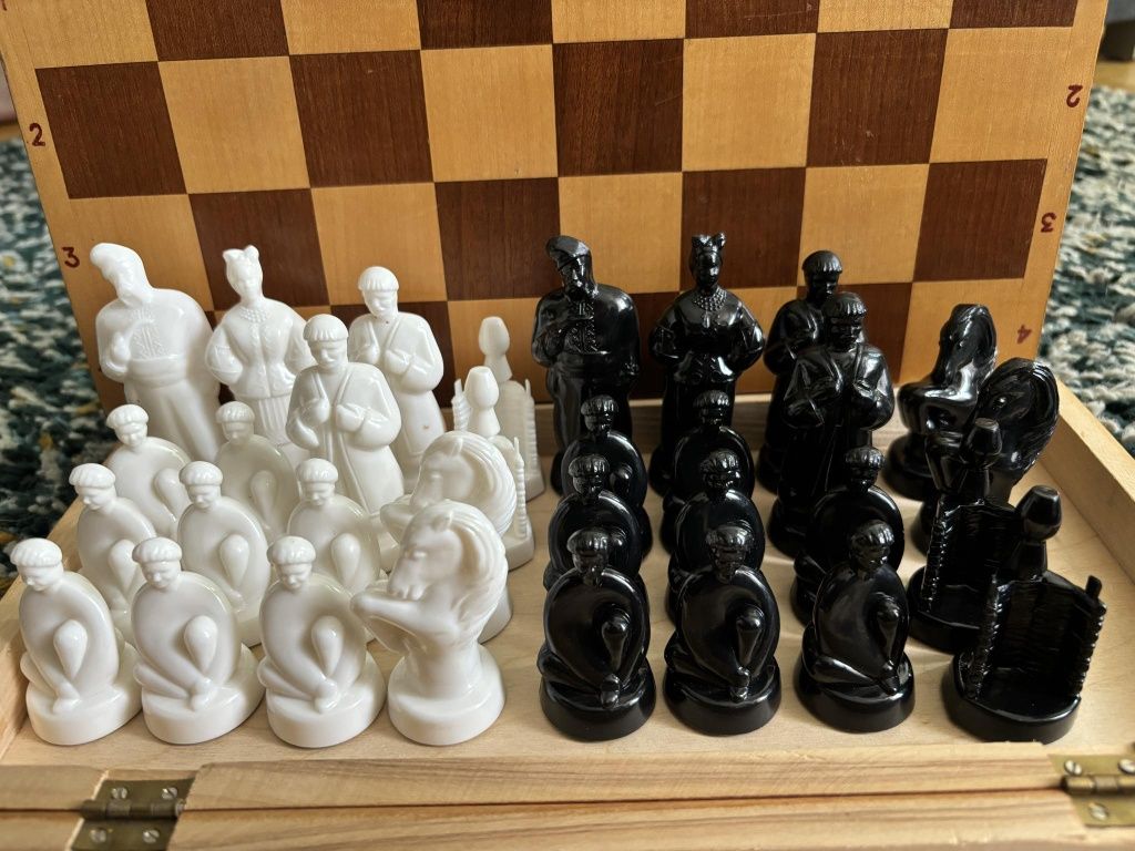 Sprzedam szachy kompletne