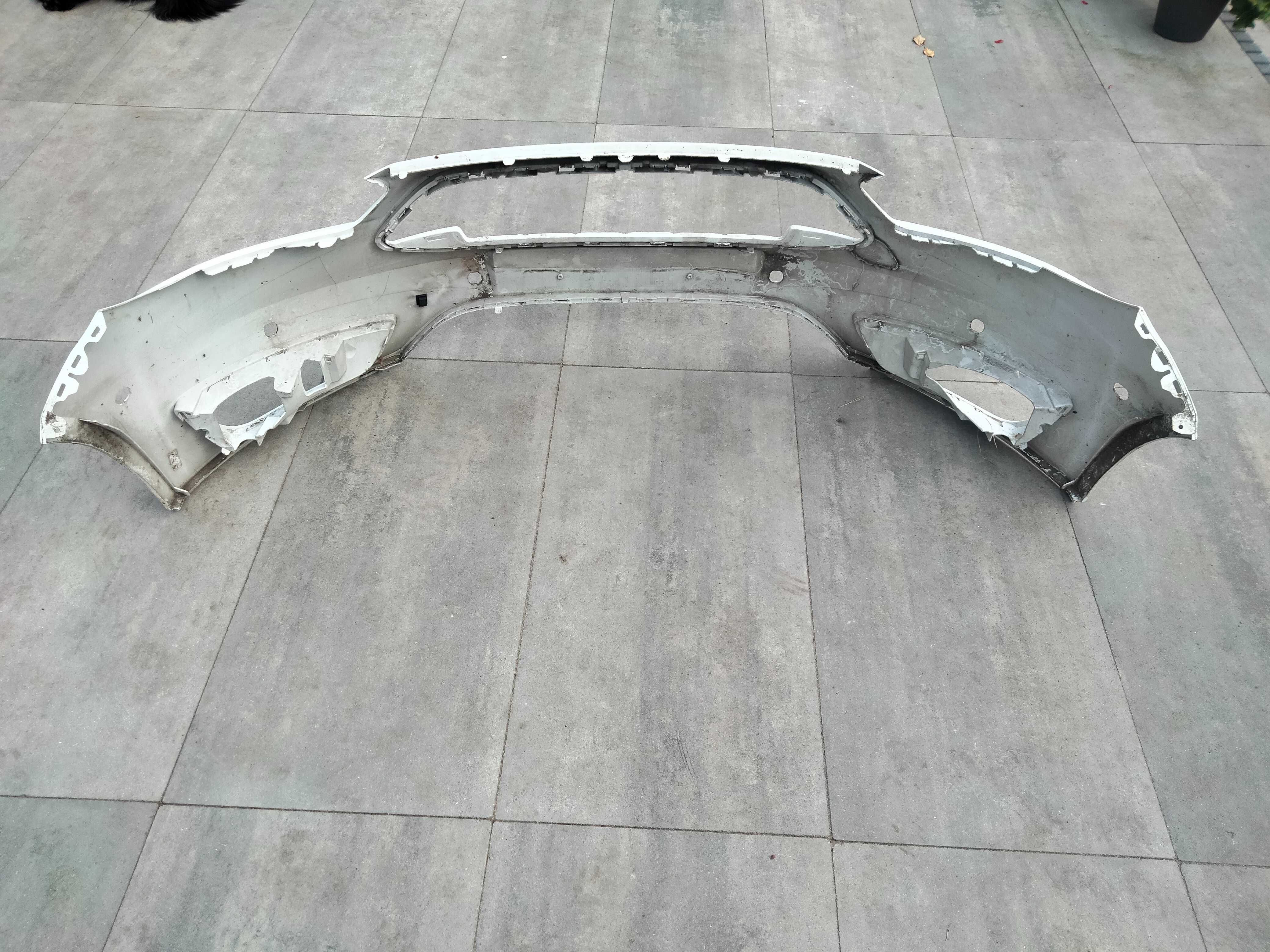 ZDERZAK PRZÓD przedni FORD FOCUS III MK3 LIFT 14-18 bialy igla