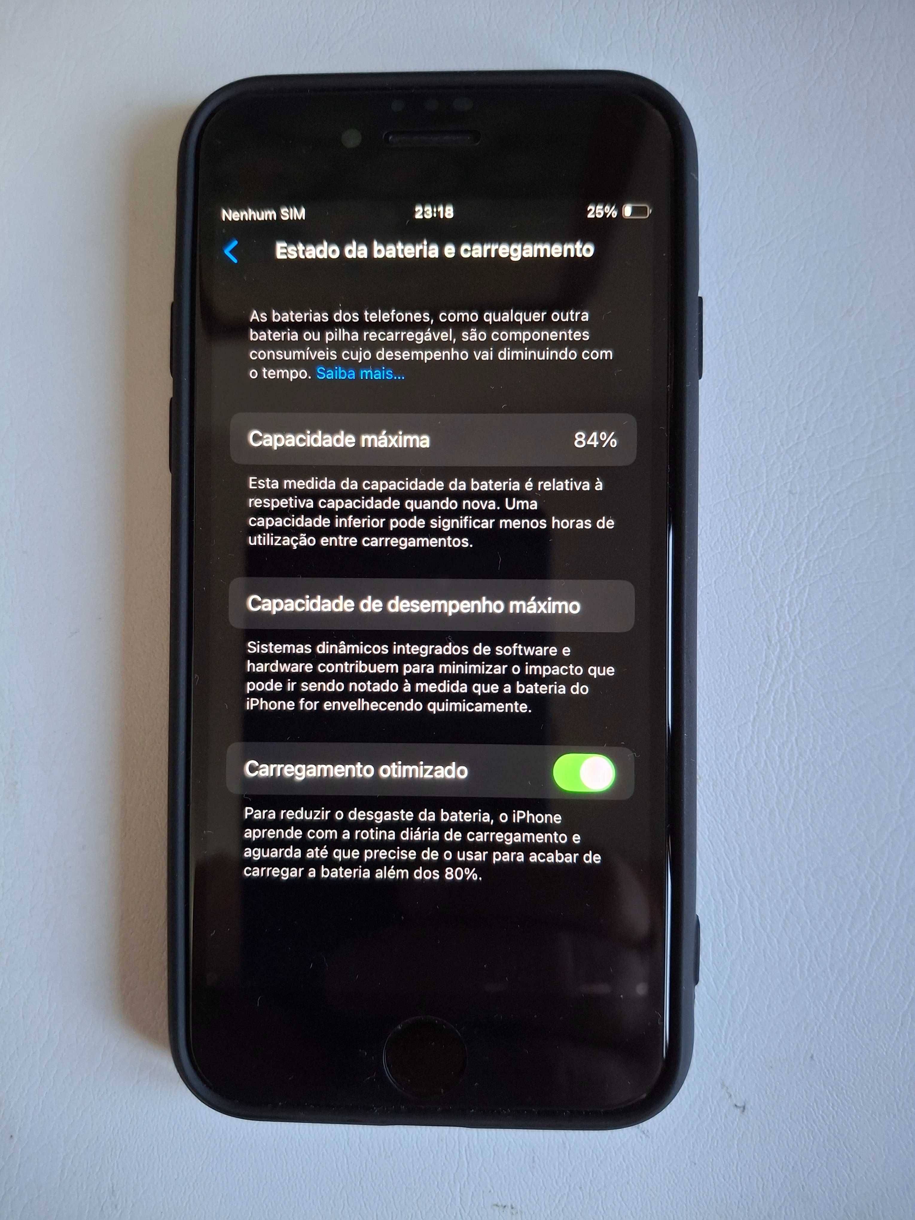 Iphone SE 2020 em otimo estado + Iphone SE 2016 em otimo estado.
