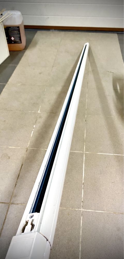 Szyna oswietleniowa  wraz z 3 lampami led