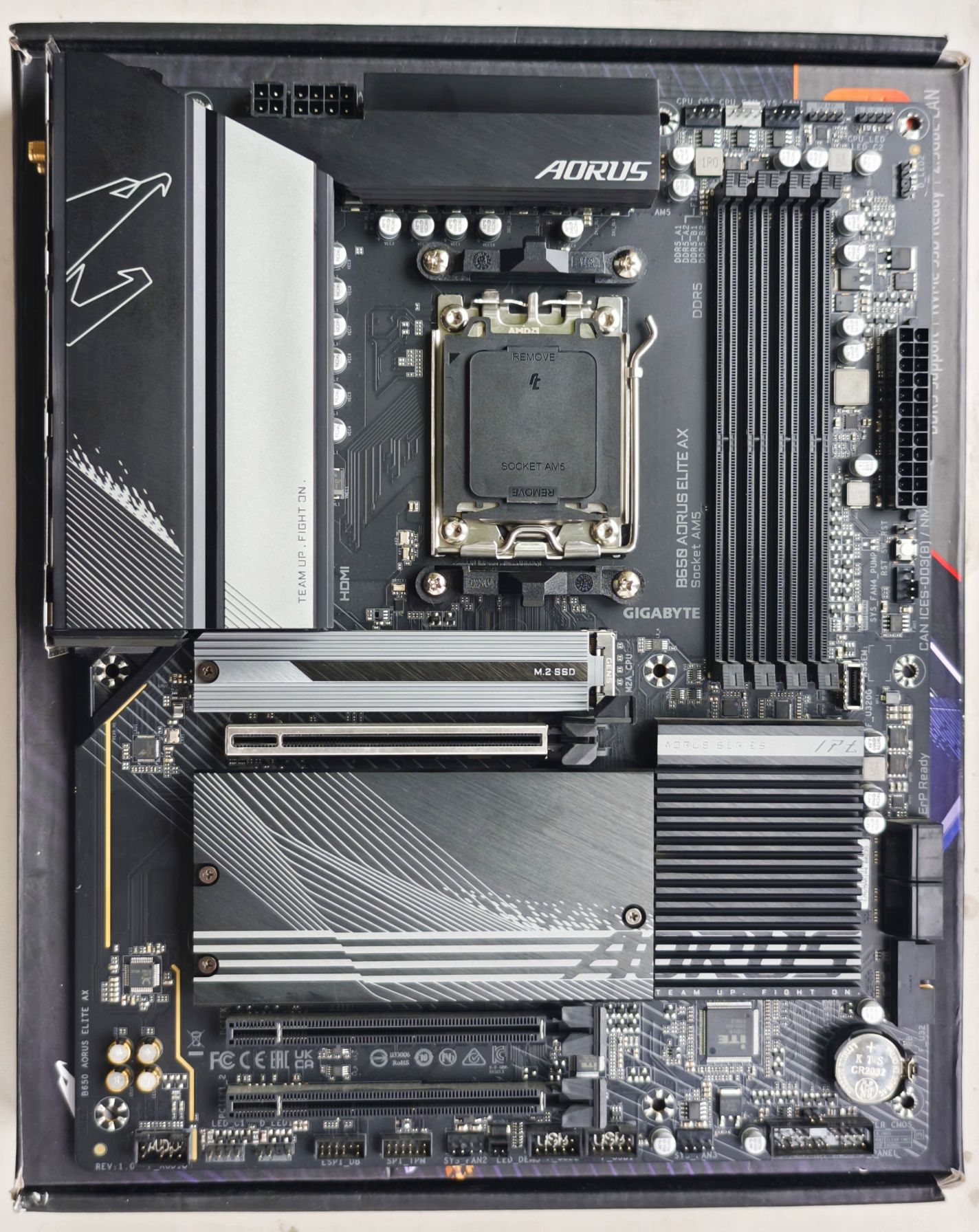 Материнська плата Gigabyte B650 Aorus Elite AX