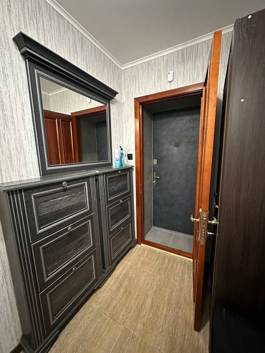 Продається двокімнатна квартира