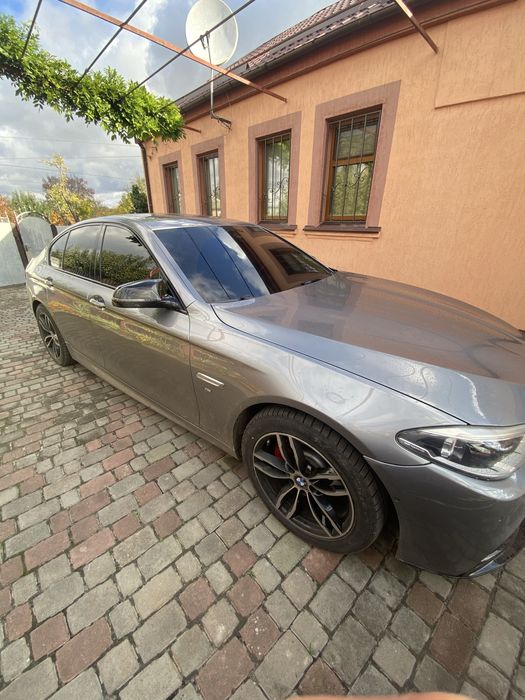 Продам бмв f10 2016 року повний привід