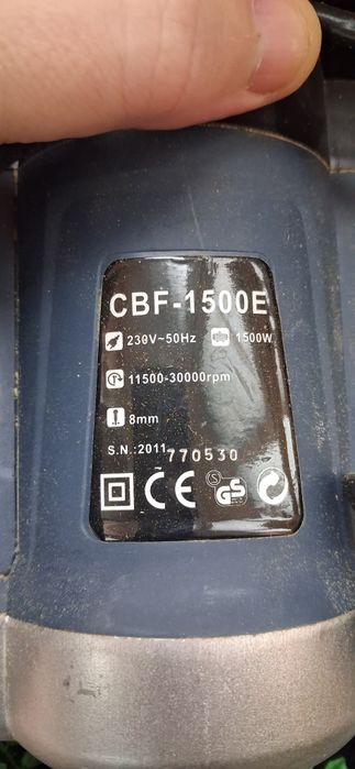 Ручной фрезер б / у полный комплект в коробке