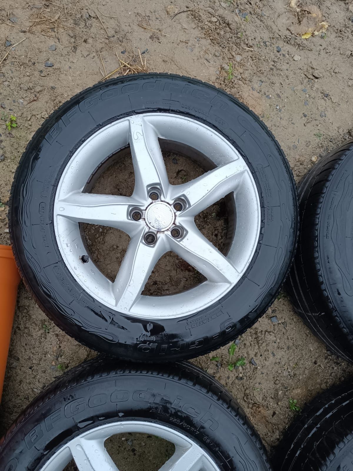 Koła felgi Vw Audi Seat Skoda 5x112 235/65R17" op letnie