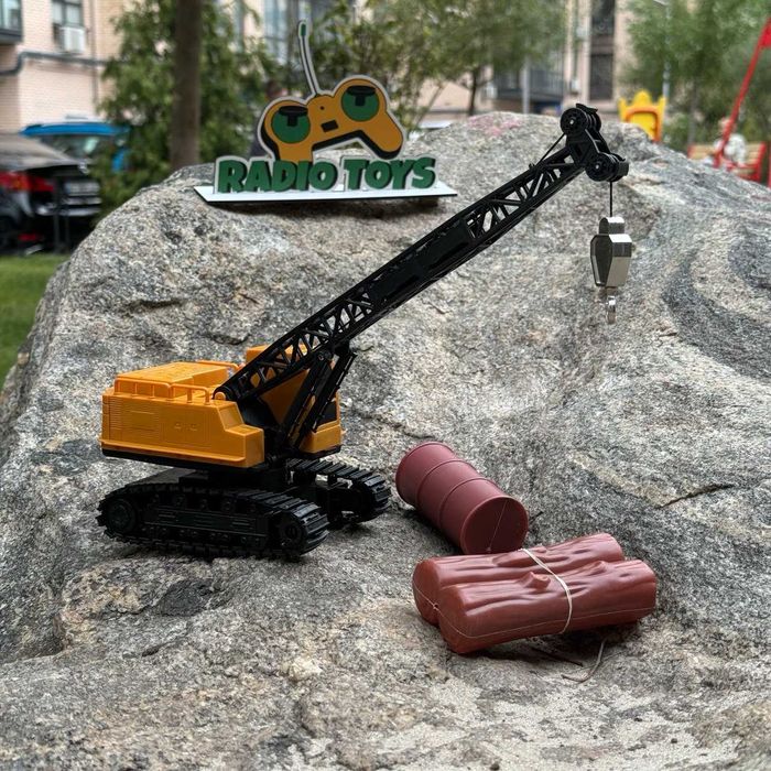Экскаватор-кран на радиоуправлении «Catcher». Экскаватор на пульте