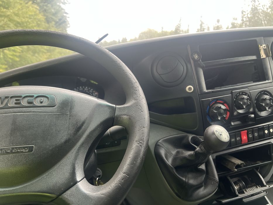 Iveco daily 35S12 pozostalosci resory kontener felgi drzwi rama z dok.