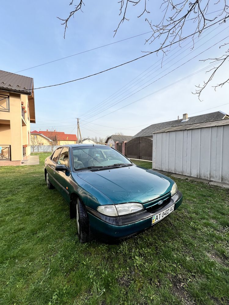 Продаю Ford Mondeo 1996 року/1,6 (газ/бензин)