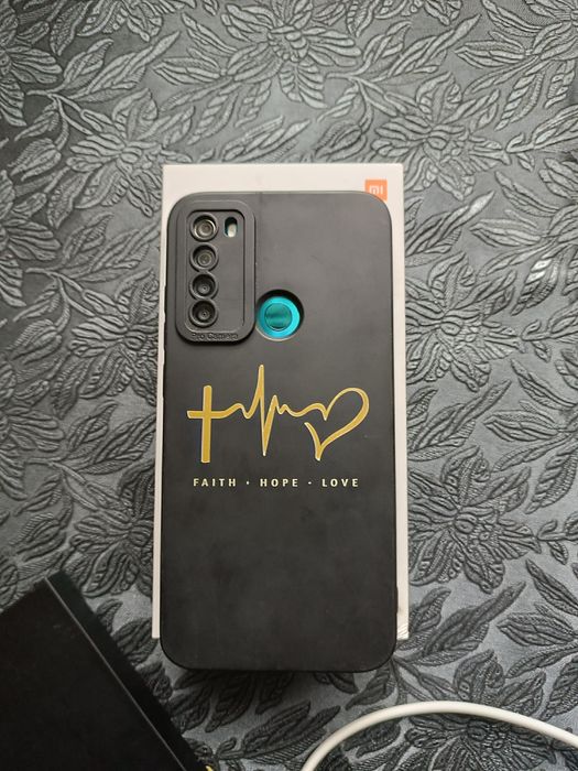 Xiaomi redmi note 8 4/64GB чехол + коробка