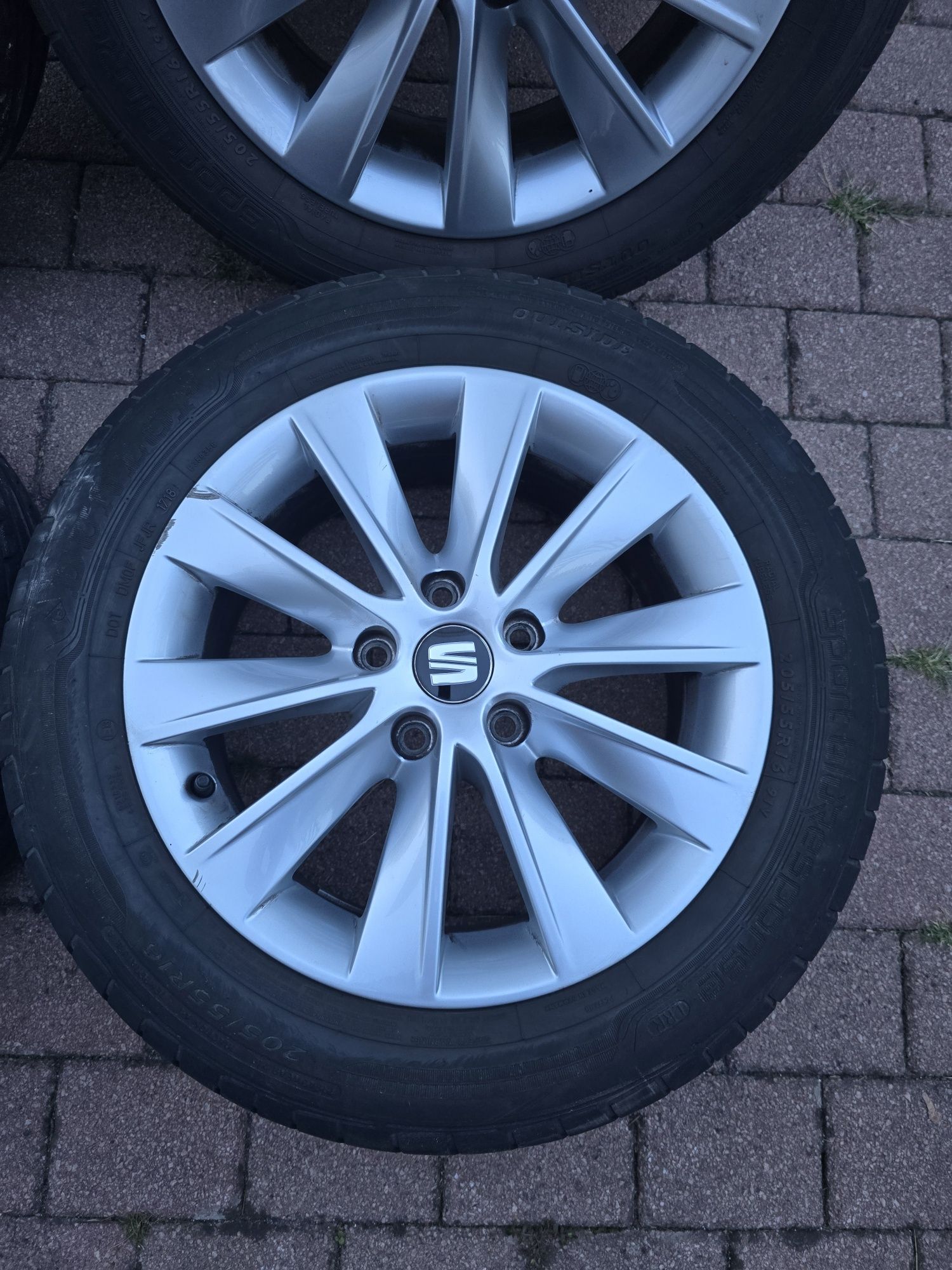 Koła felgi aluminiowe Seat Leon 16 cali