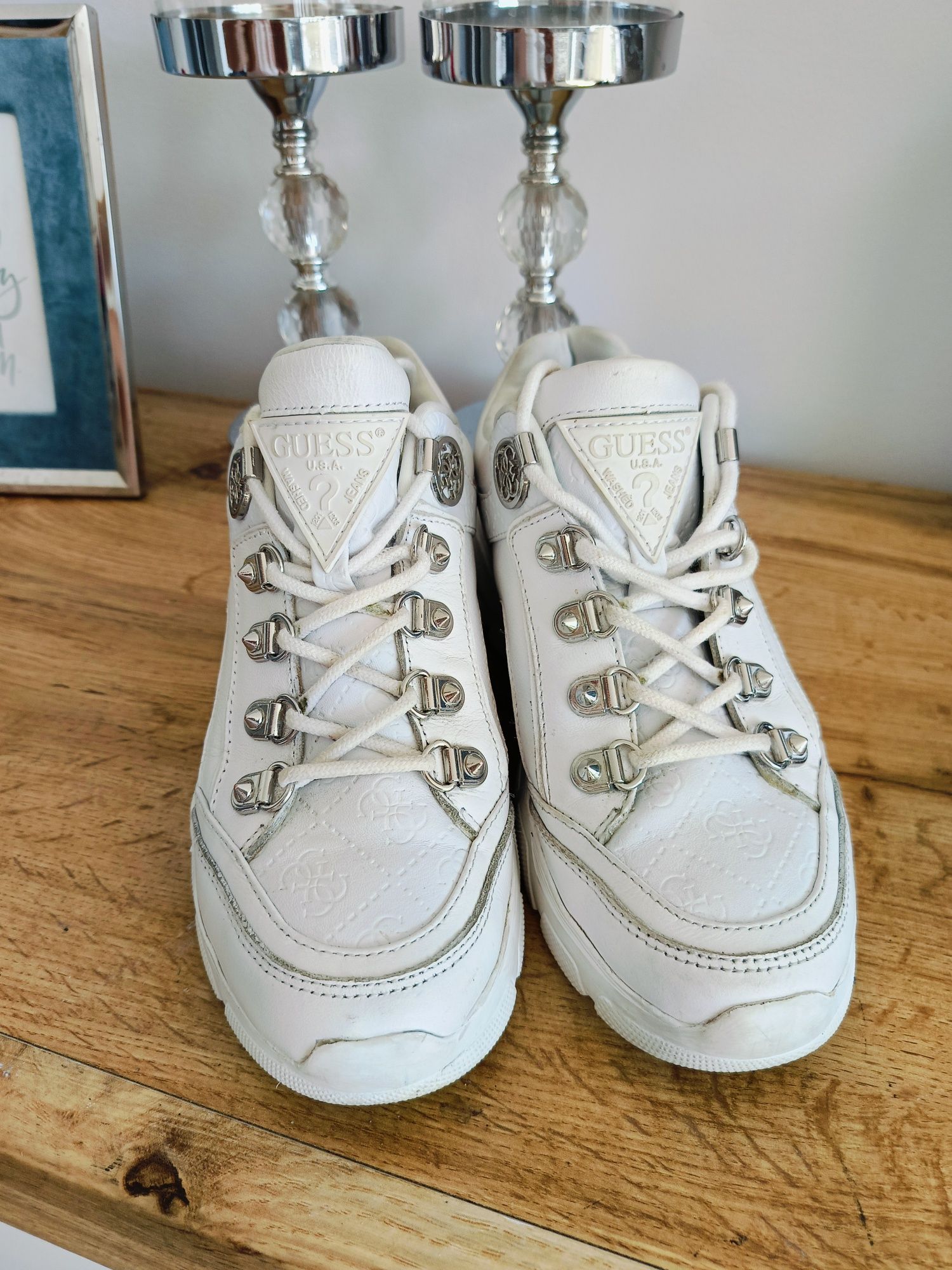 Buty Guess 37 białe sneakers