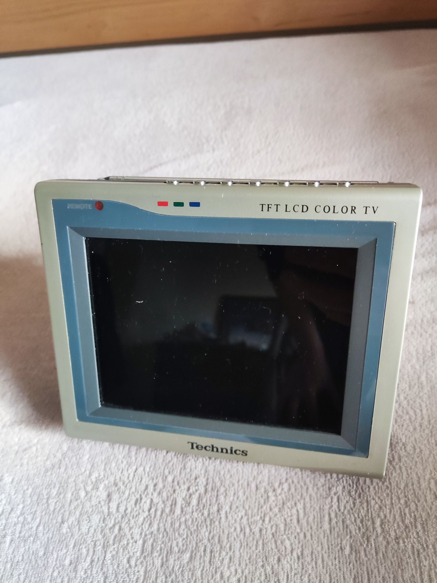 Портативний телевізор TFT LCD Technics  TS-V600