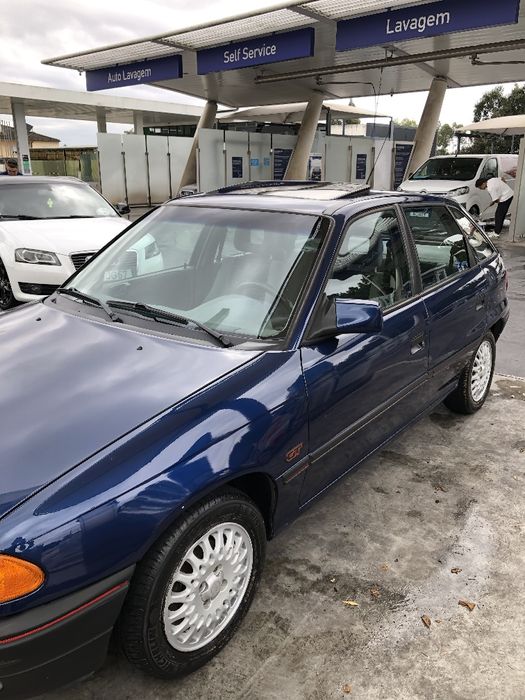 Opel Astra F GT 1.4 gasolina