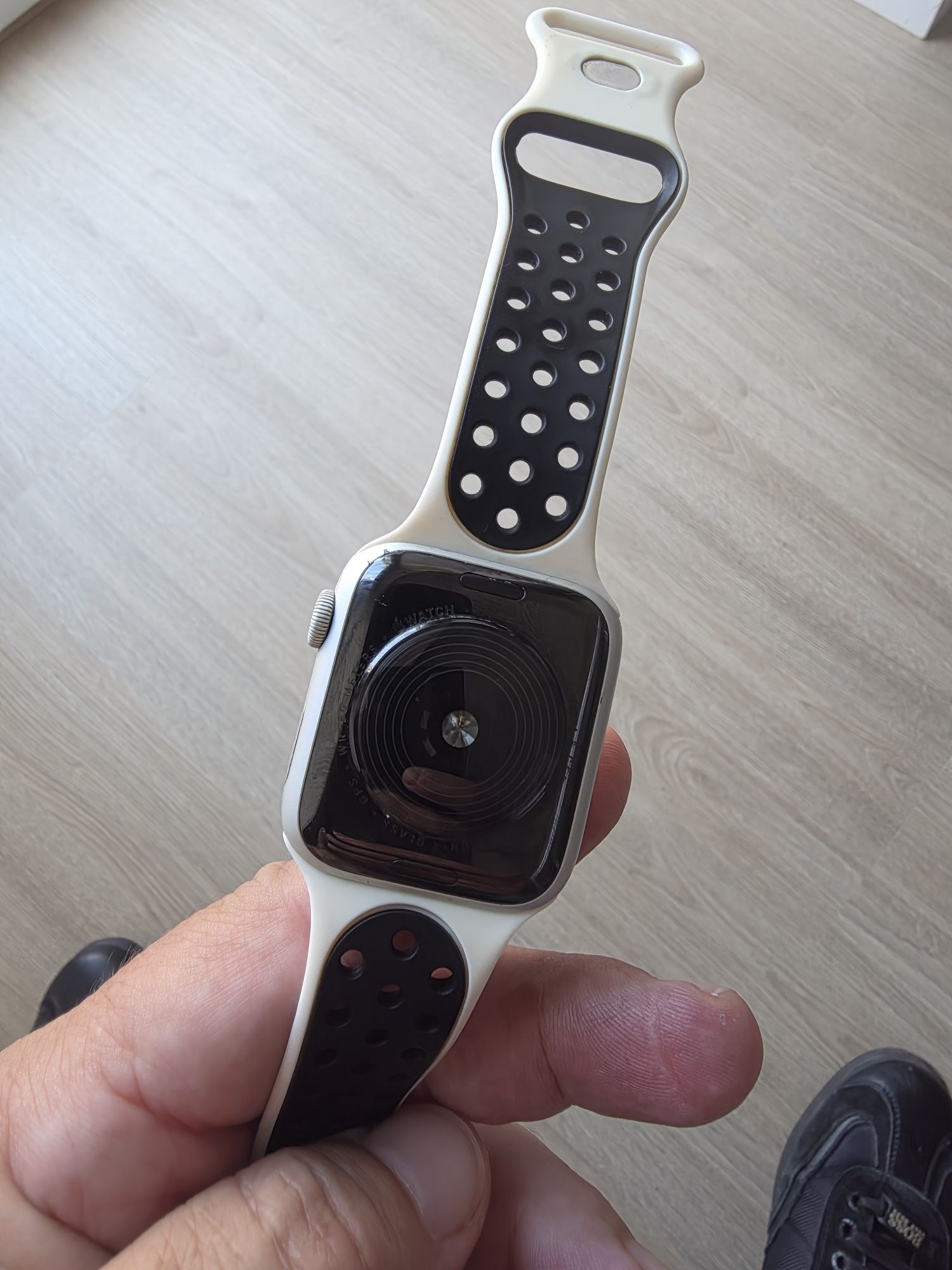Apple Watch SE 44mm