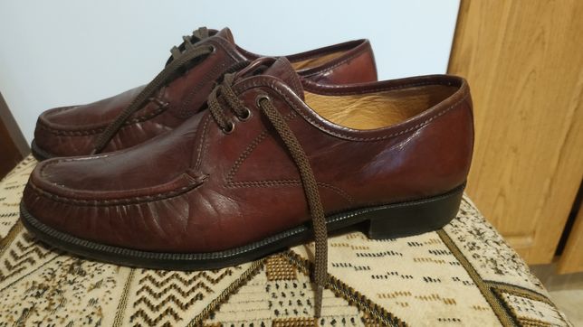 Продам итальянские туфли 41,5 размер