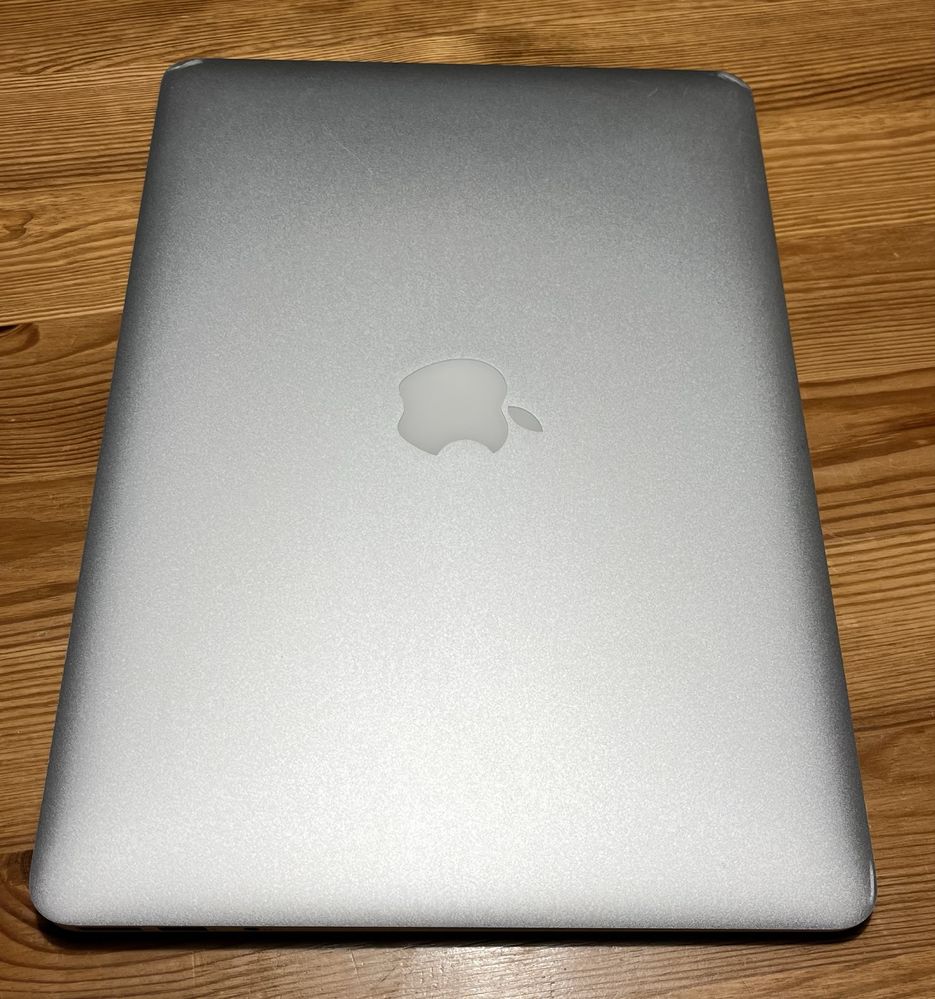 Laptop Apple MacBook Air 7,2 A1466 13" -Intel Core i5 1,6 4GB, 128GB