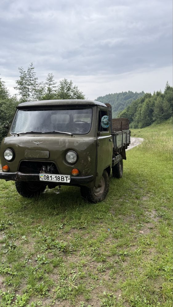 Продам уаз 3303 в горошому стані