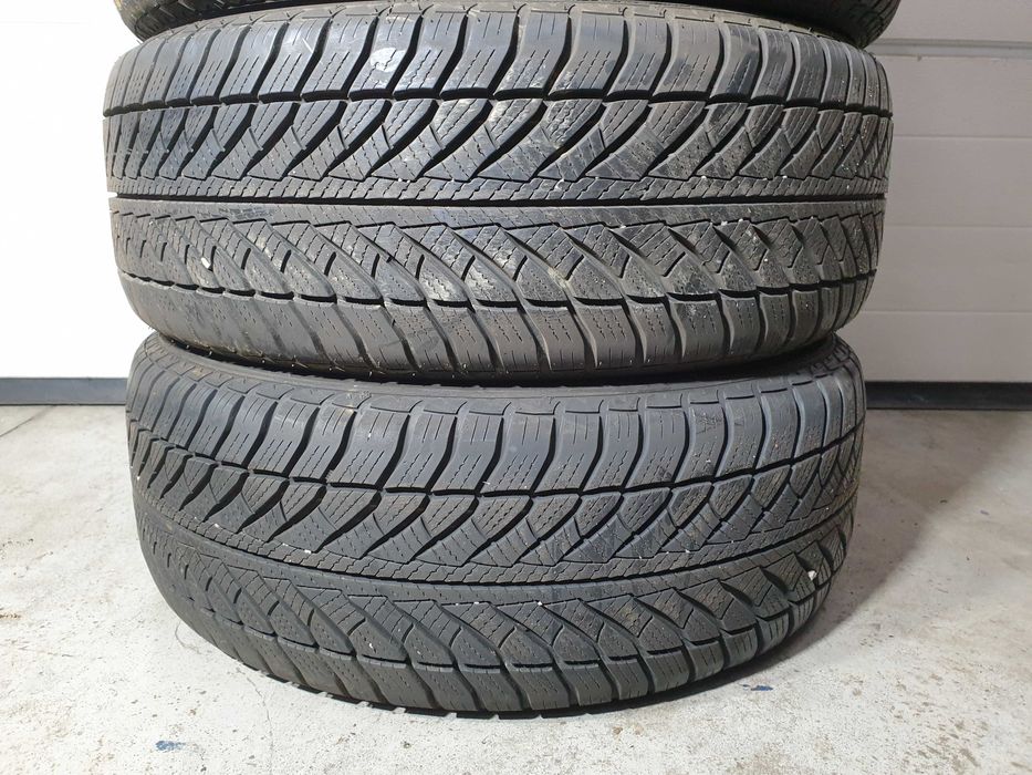 4szt. 225/55/17 97H Goodyear UG Performance 2 7mm 2021r [ 10686 ]