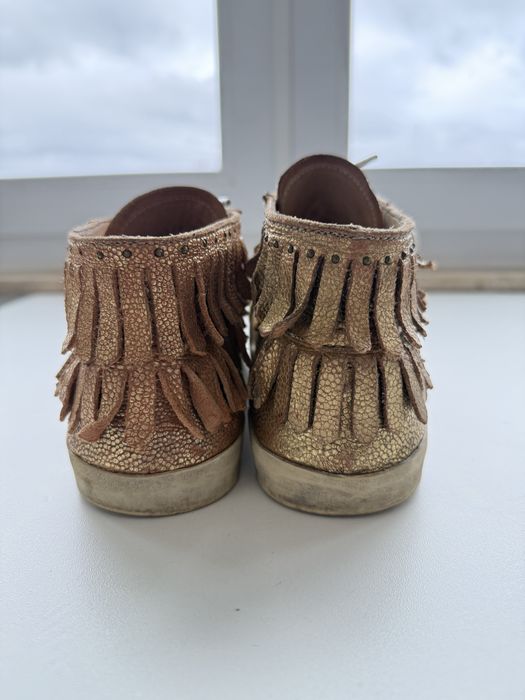 Tenis Catarina Martins em pele