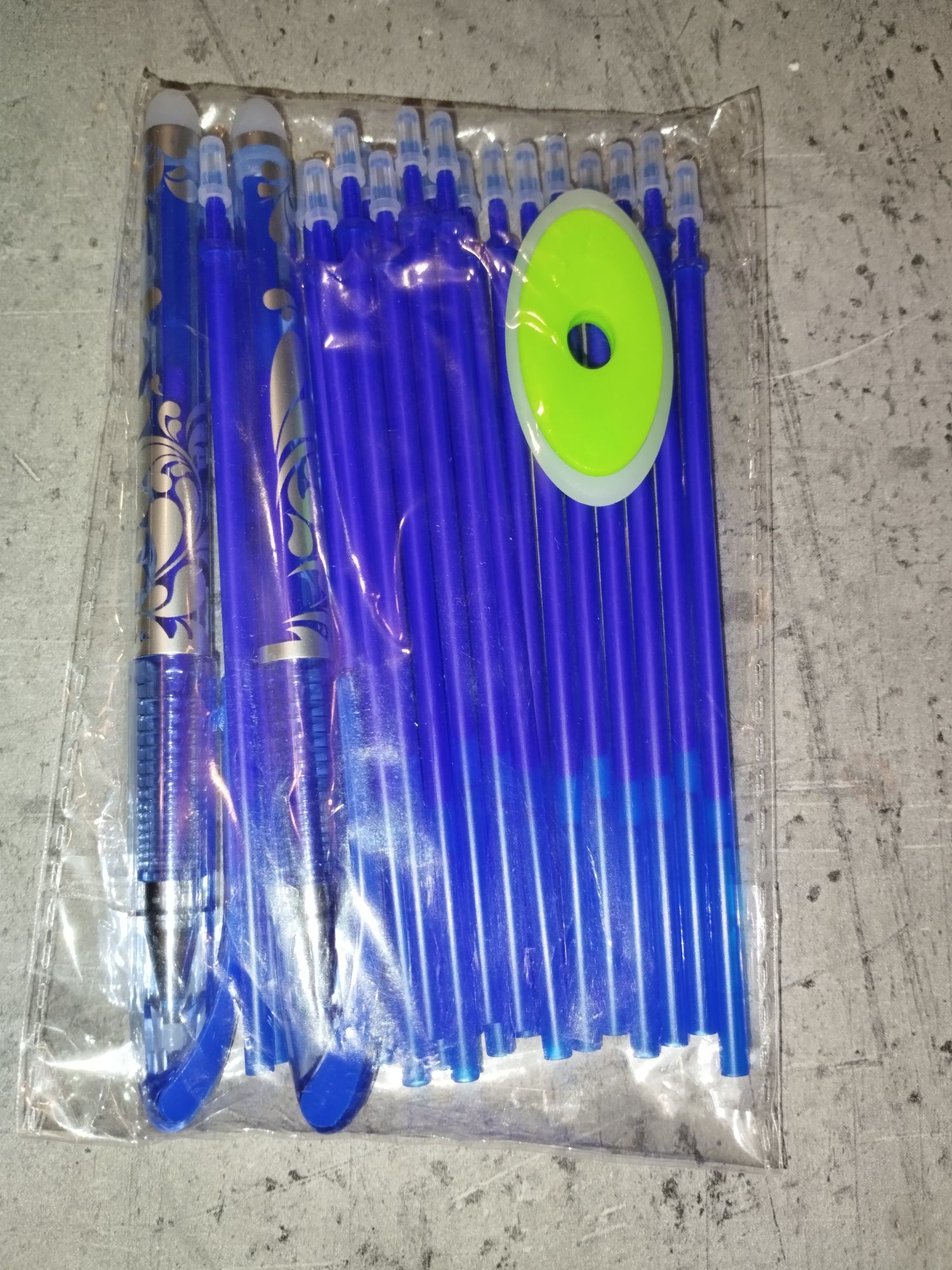 Zestaw 2x długopis ścieralny + 20 wkładów + gumka