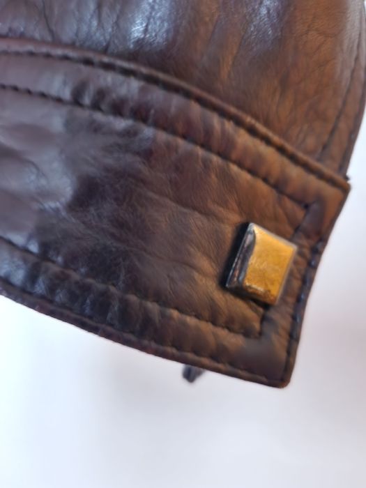 Продам кожаную куртку