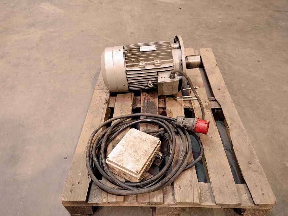 Silnik elektryczny kołnierzowy 11 kW