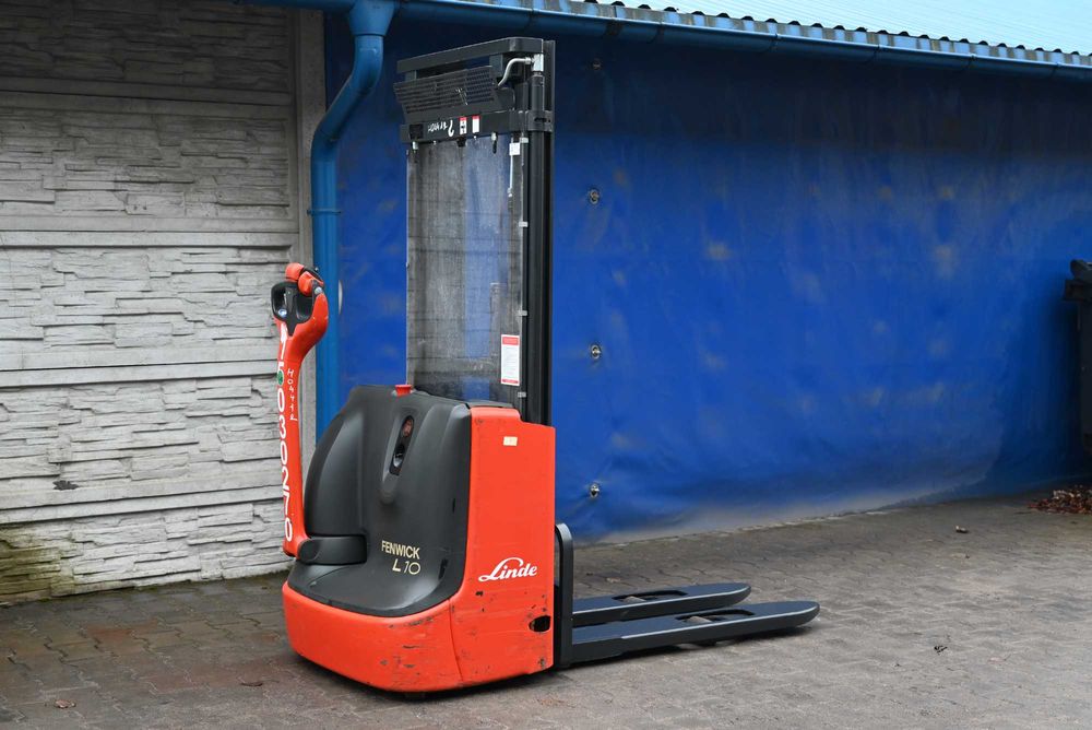Paleciak elektryczny Linde L10 Triplex 440cm 2019rok 650mth FHP 334
