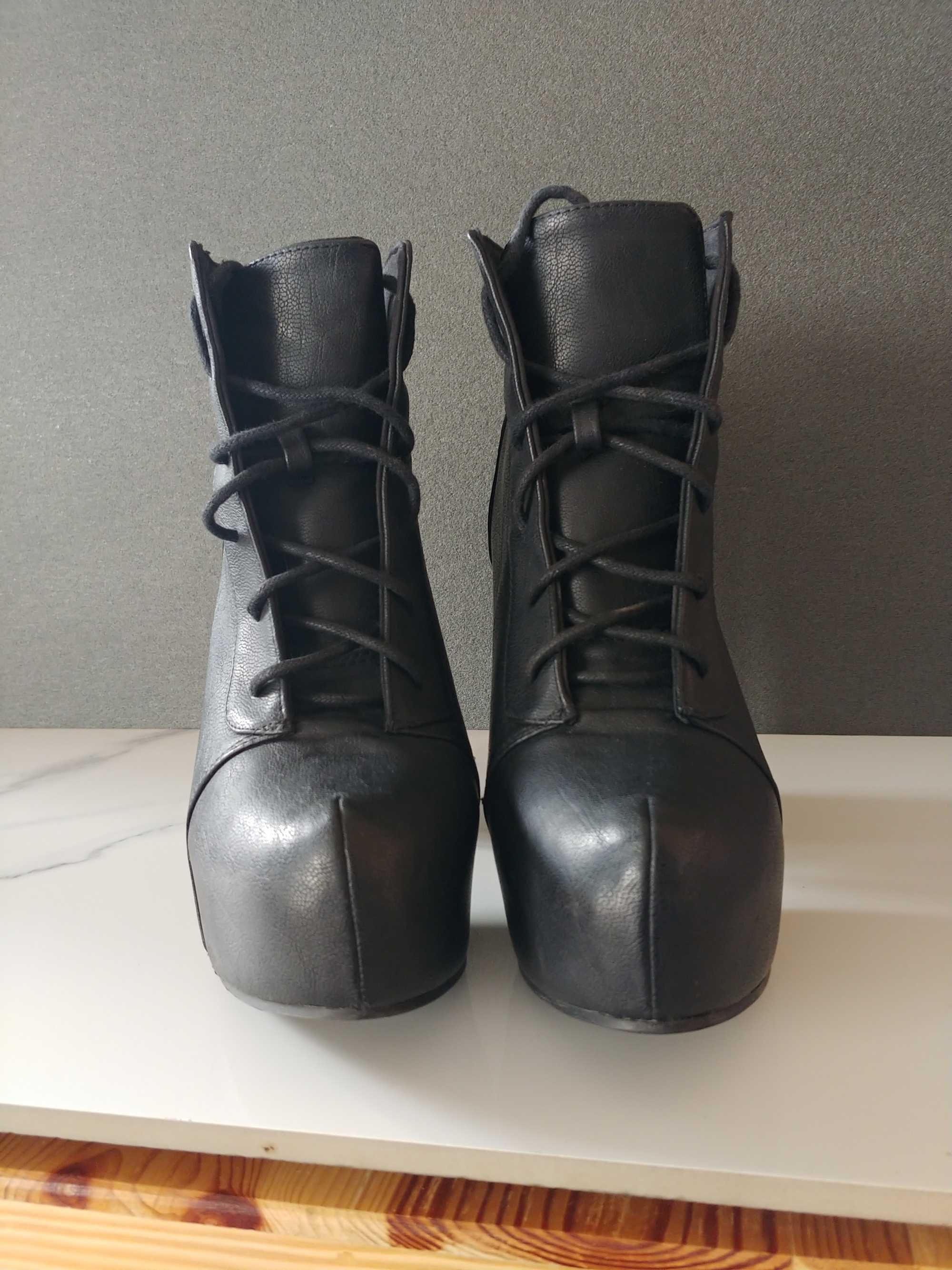 Buty botki na wysokim obcasie r 40 czarne