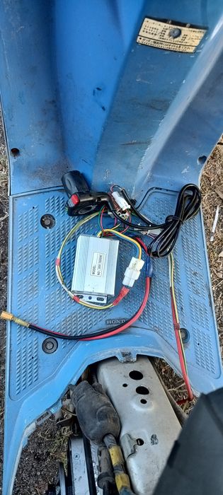 Саморобний електричний скутер