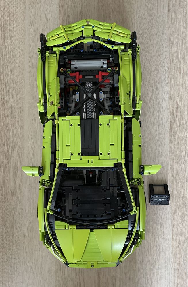 Lego Technic 42115 Lamborghini Sian