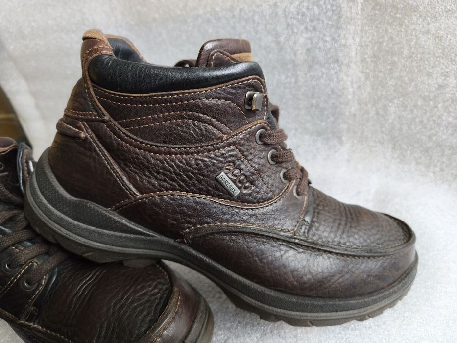 Мужские кожаные кроссовки ботинки Ecco оригинал.Размер 42